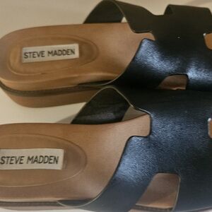 Steve Madden "Riches" Black Sandals 7